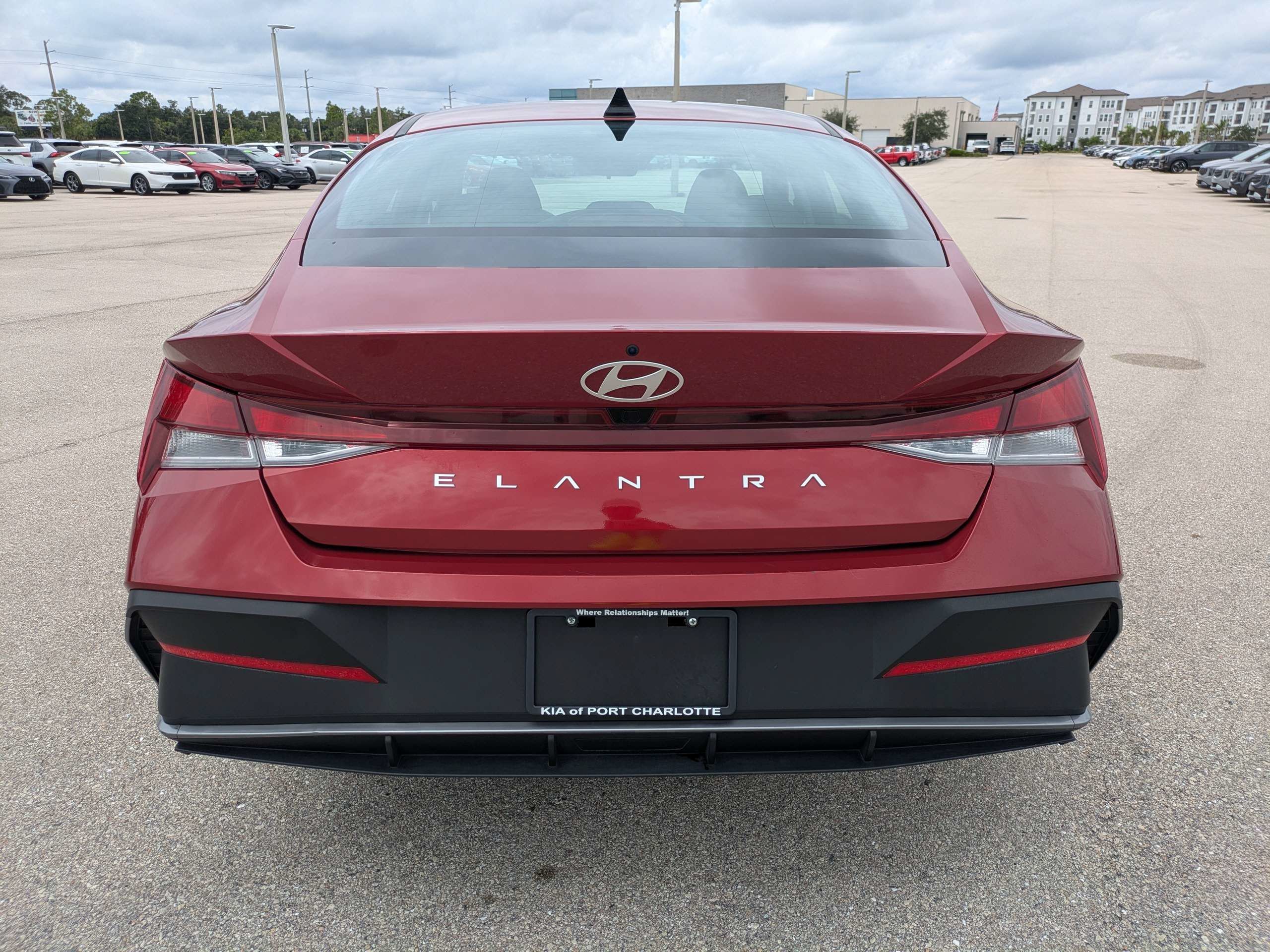 Used 2024 Ultimate Red Hyundai SEL image 5