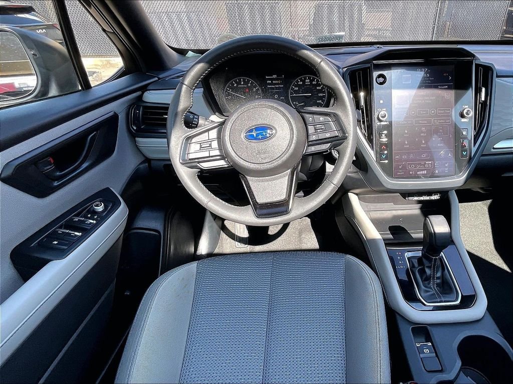Used 2025 Gray Metallic Subaru Premium image 17