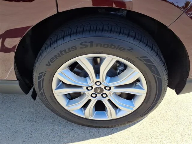 Used 2024 BURGUNDY VELVET M Ford Titanium image 17