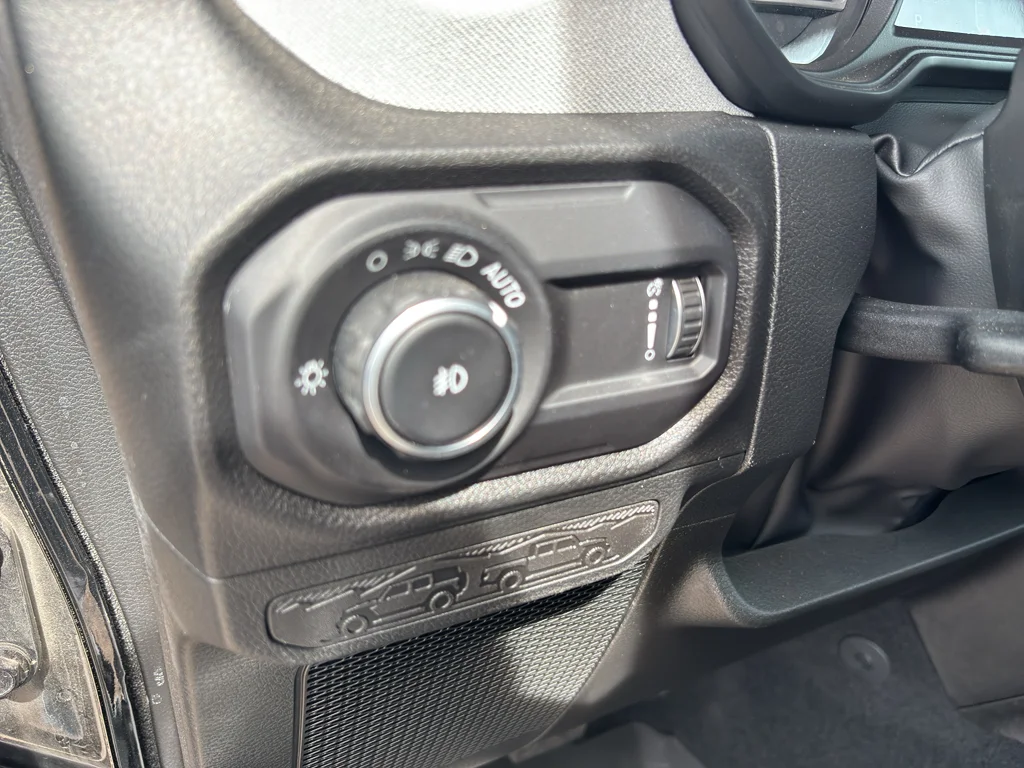 2025 Jeep Wrangler 4-Door Sport S - Photo 19