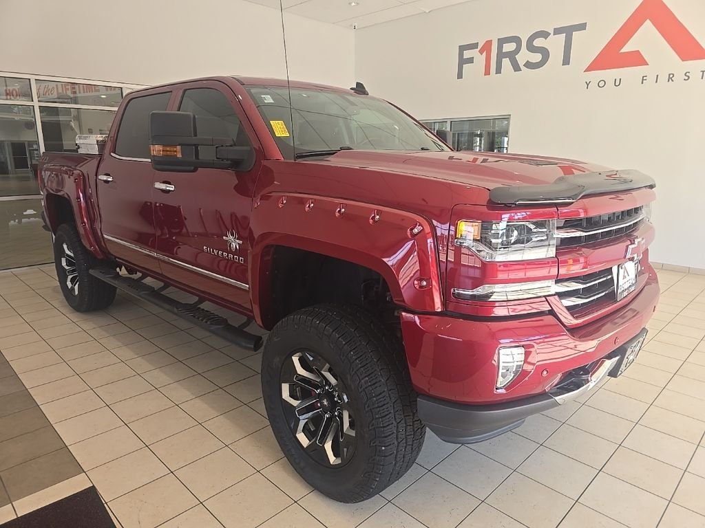 Used 2018 Red Chevrolet LTZ image 3
