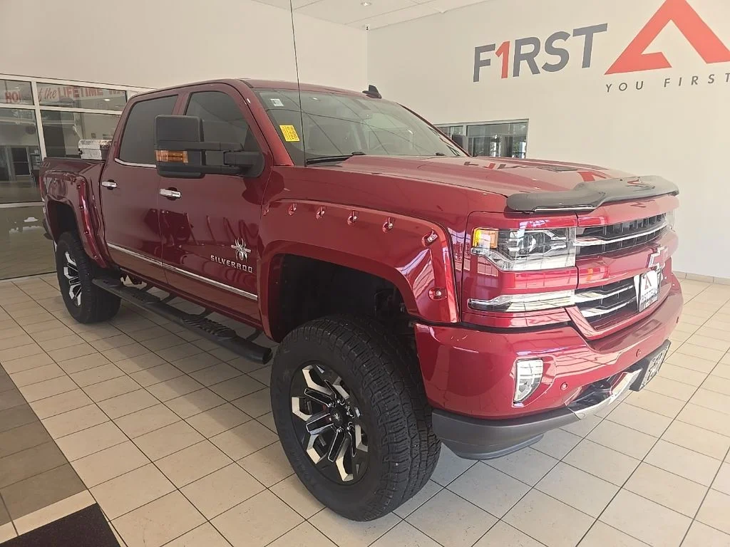 Used 2018 Red Chevrolet LTZ image 3