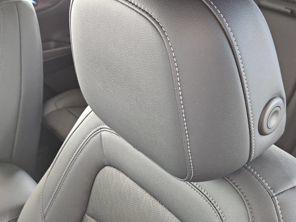 2026 Chevrolet Equinox LT - Photo 13
