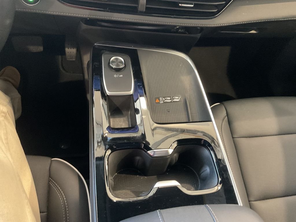 Used 2025 White Buick Preferred image 28