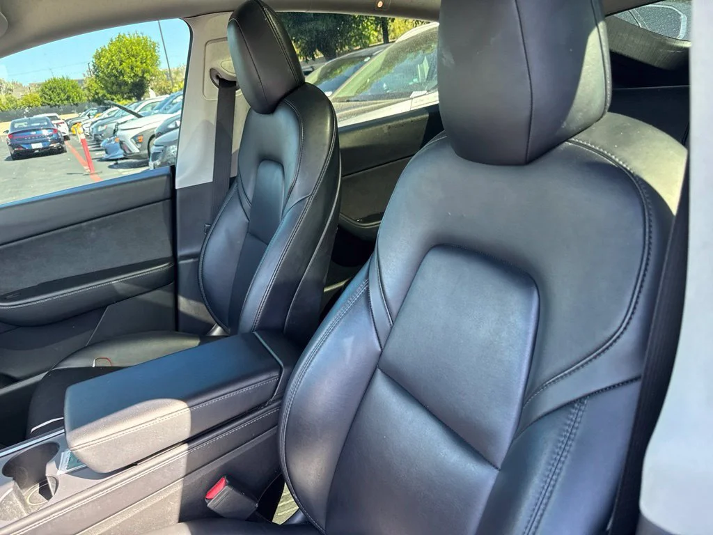 Used 2022 Blue Tesla Long Range image 6