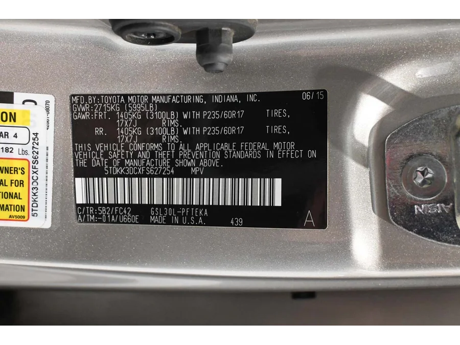 Used 2015 GOLD Toyota LE Mobility Handicap Van image 33