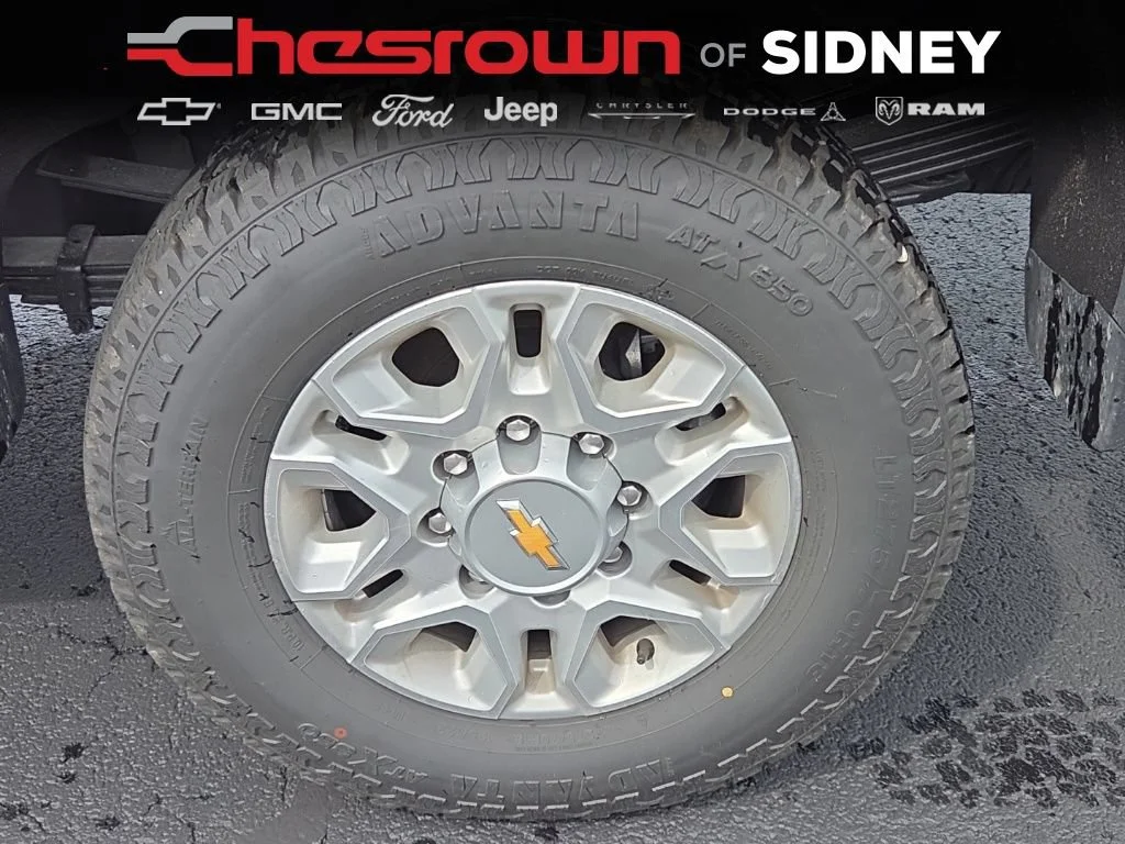 Used 2025 Red Hot Chevrolet LT image 10
