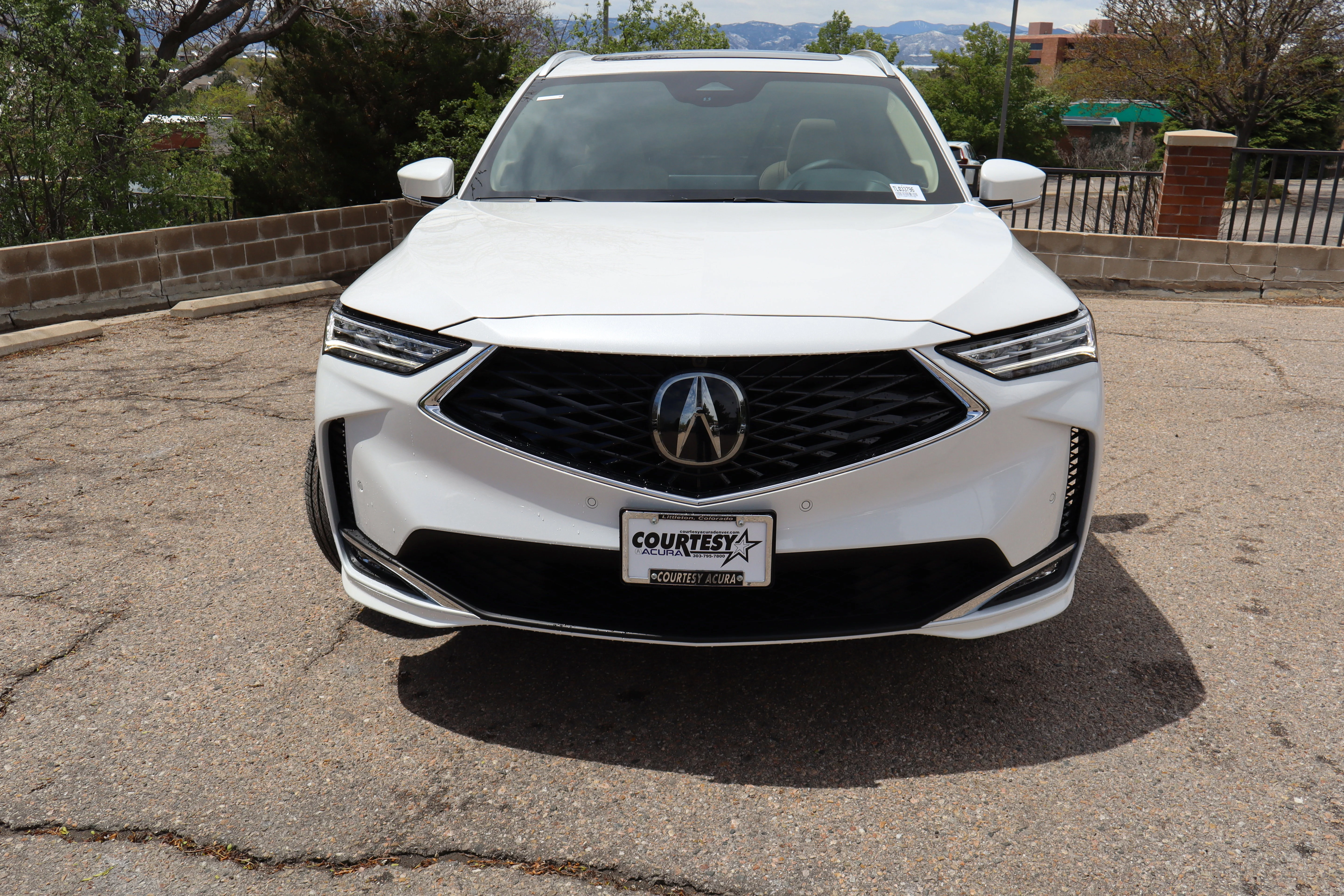 New 2026 Platinum White Pearl Acura w/Advance Package image 2