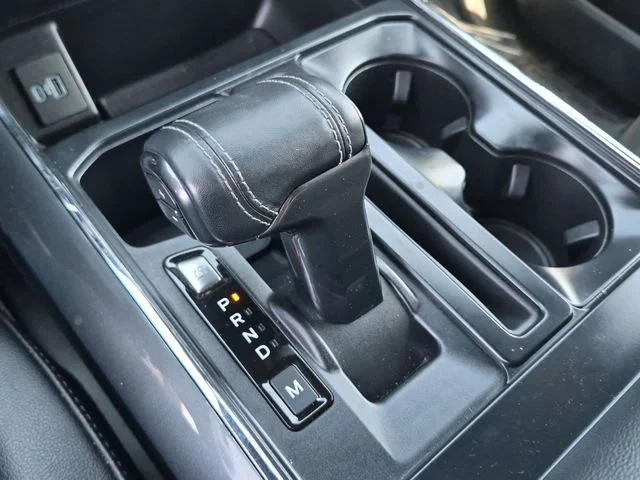 Used 2022 Black Ford XLT image 27