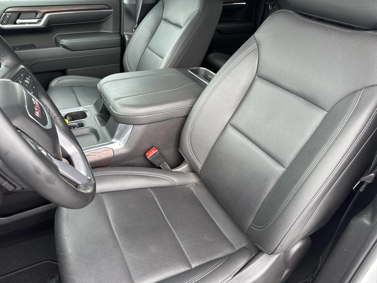 Used 2024 Summit White GMC SLT image 11