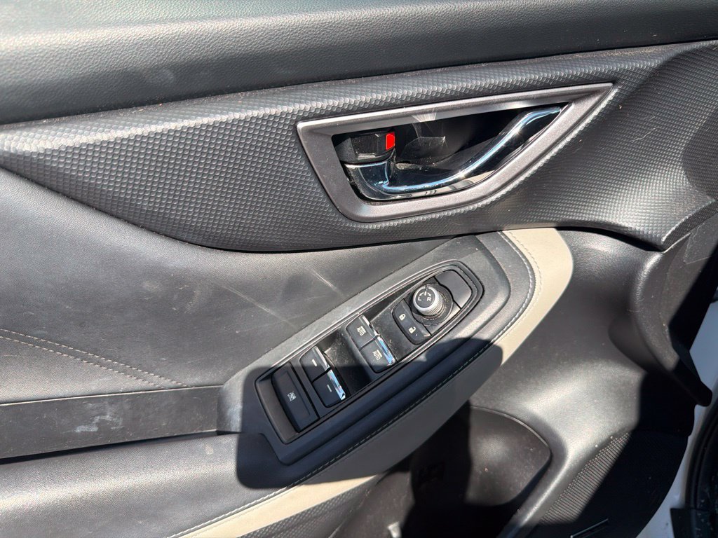 Used 2022 White Subaru Limited image 7