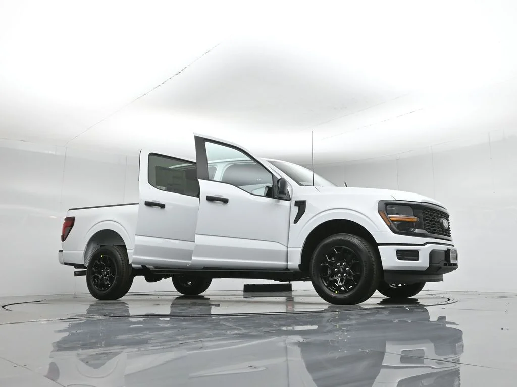 New 2026 Oxford White Ford STX image 47