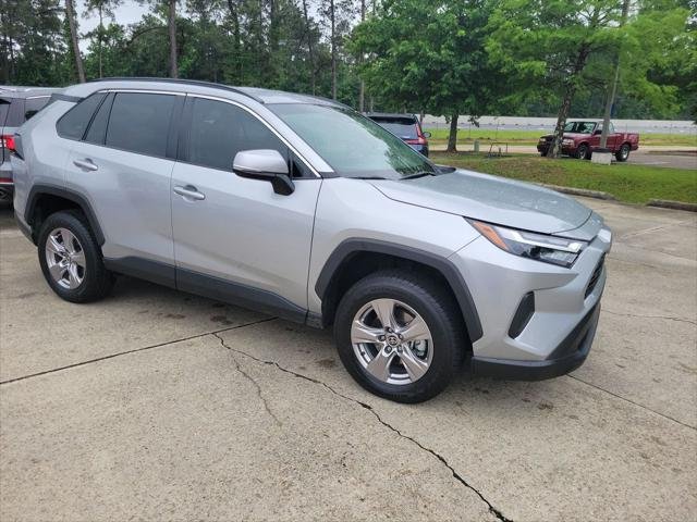 Certified Used 2023 SILVER SKY METALLIC Toyota  image 9