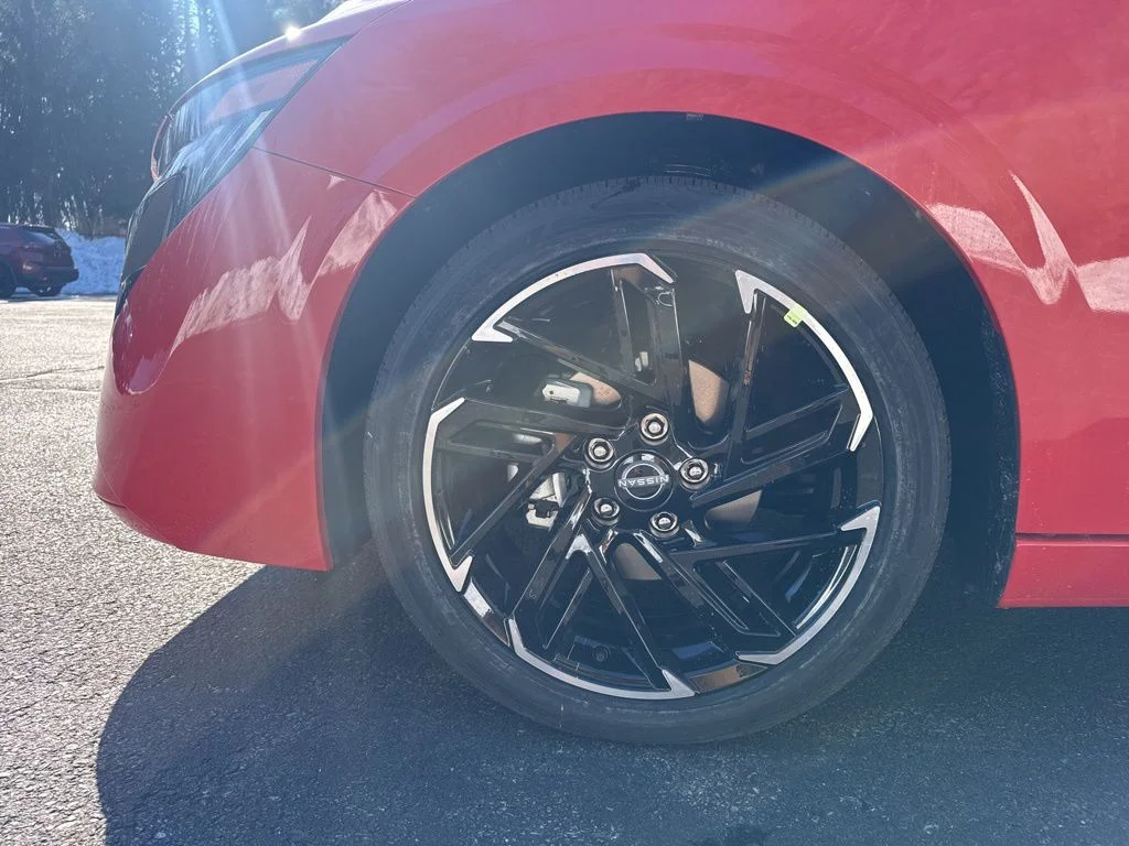 2026 Nissan Sentra SR - Photo 11