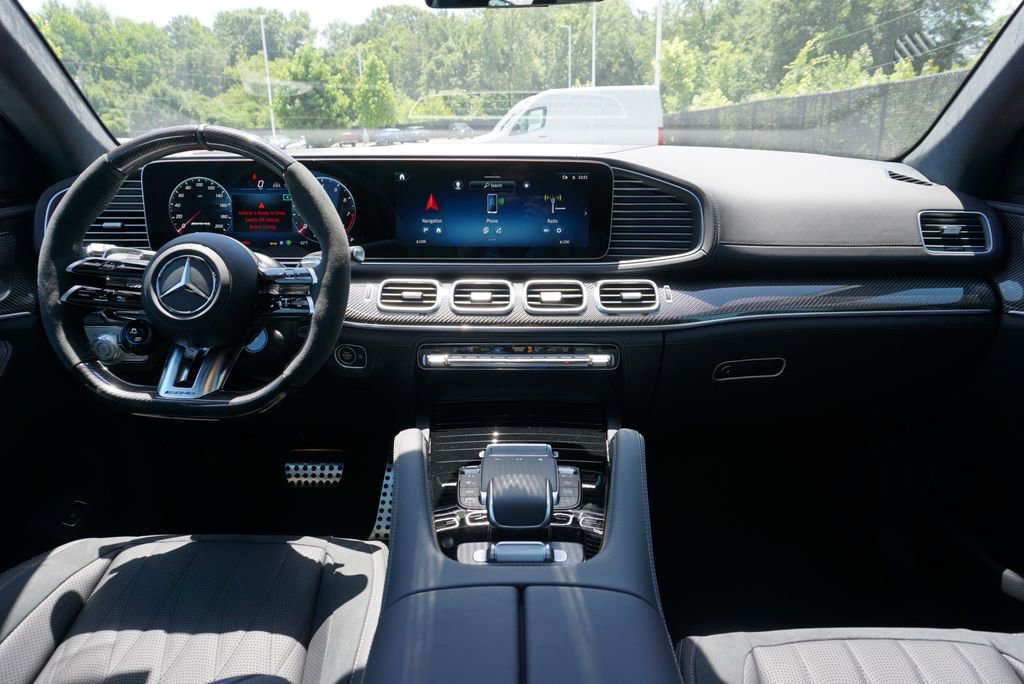 New 2026 MANUFAKTUR Moonlight White Metallic Mercedes-Benz GLE 63 S AMG® image 38