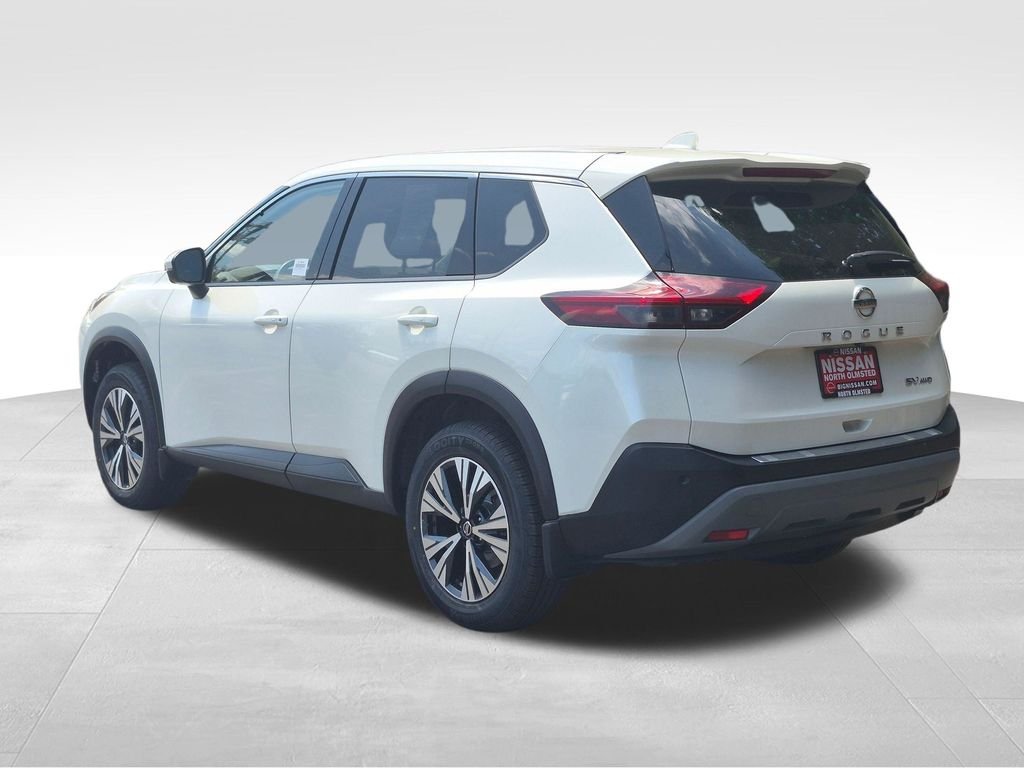 Certified Used 2021 Pearl White Nissan SV image 12