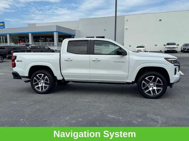 Used 2024 White Chevrolet Z71 image 3