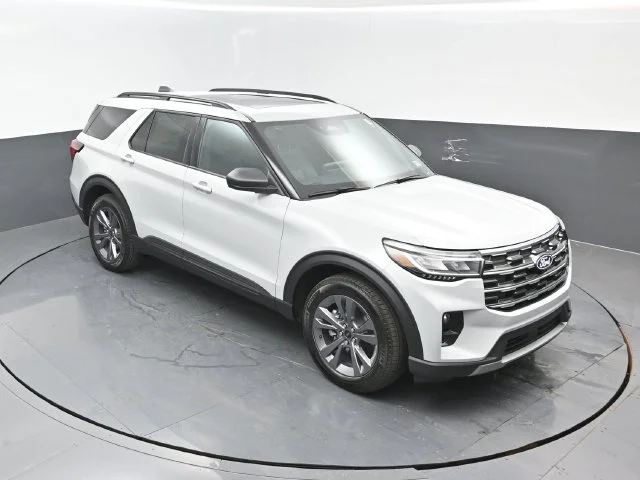 New 2027 Avalanche Gray Ford Active image 20