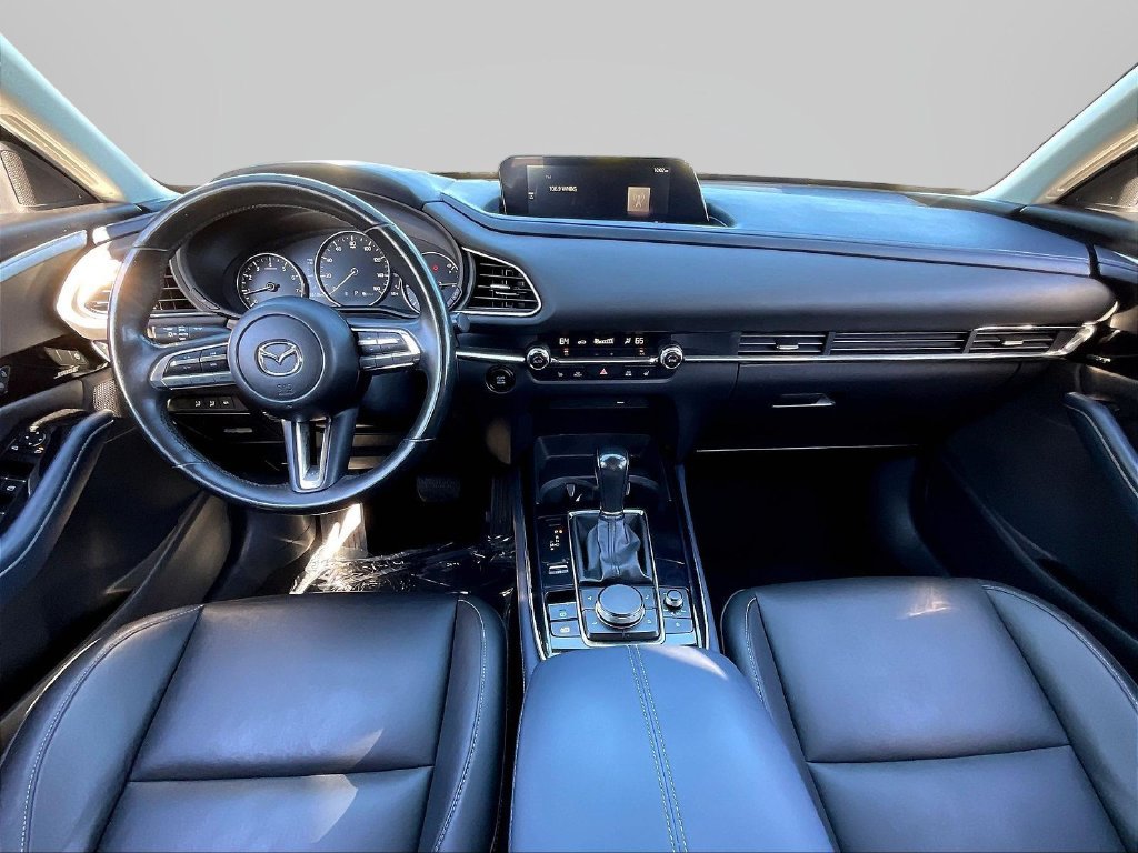 Used 2020 Red Mazda Preferred image 7