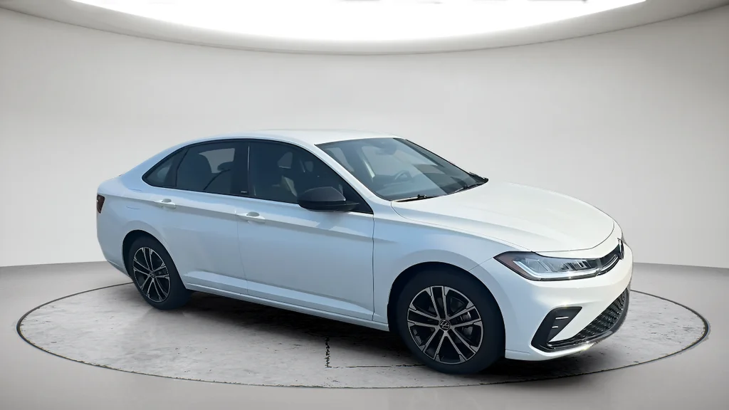 Used 2026 White Volkswagen 1.5T Sport image 4