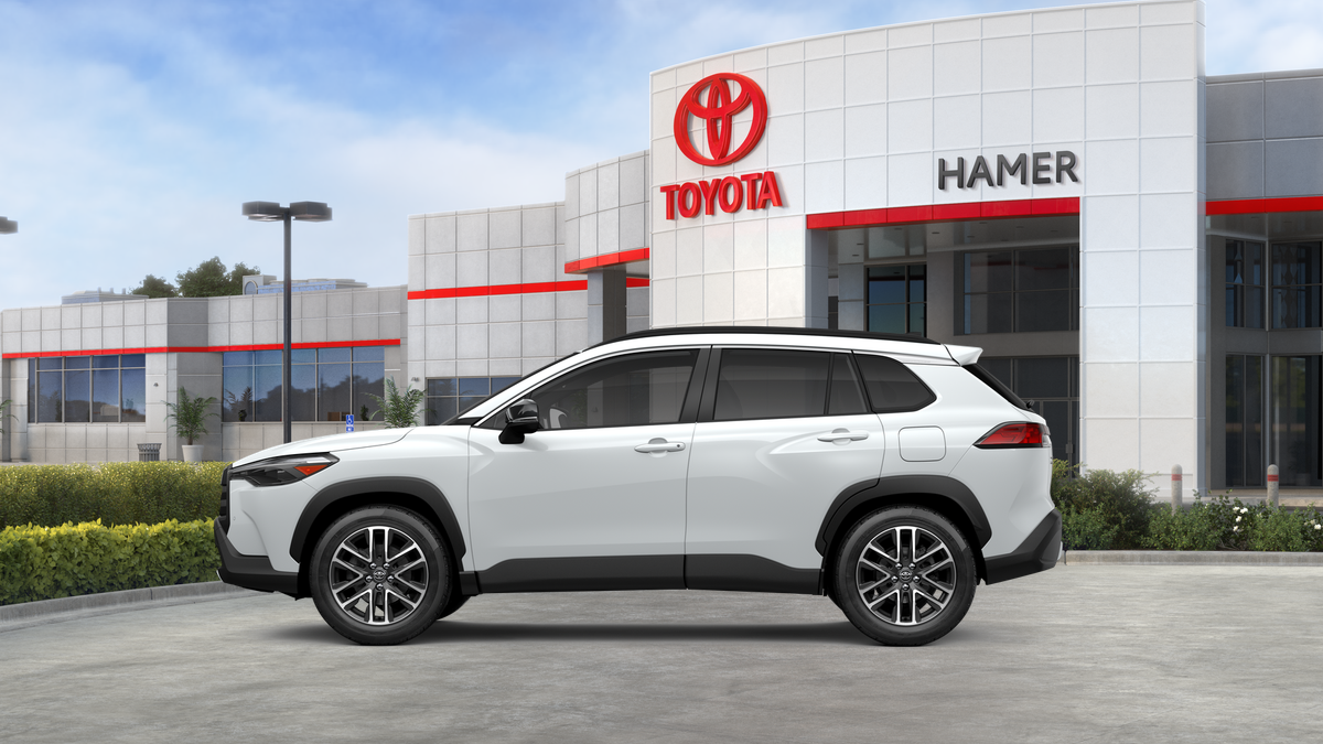 New 2026 Wind Chill Pearl Toyota XLE image 4
