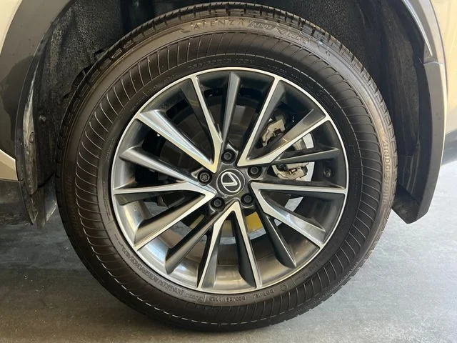 Certified Used 2025 Atomic Silver Lexus 350 Premium image 10