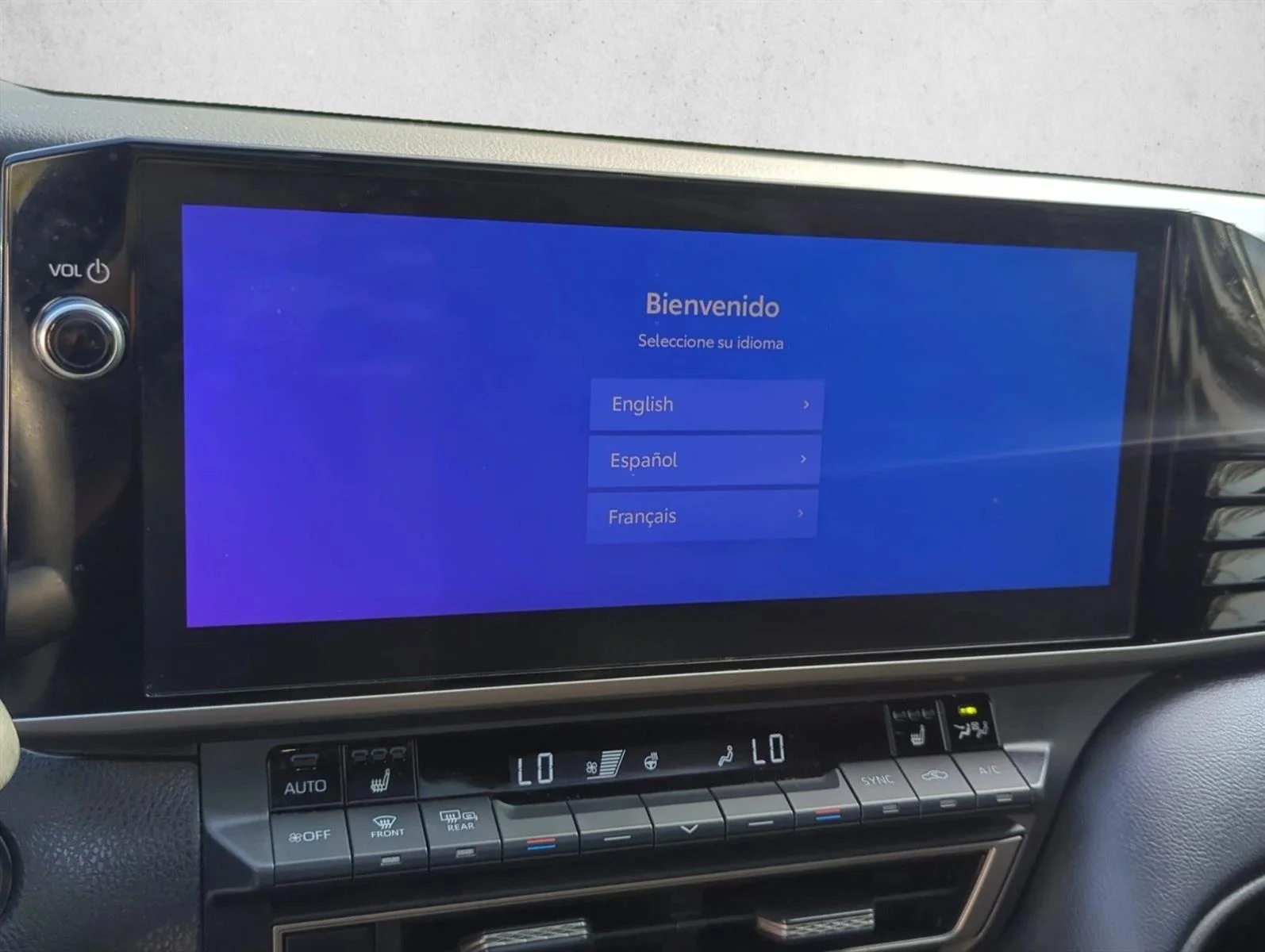 Used 2025 Wind Chill Pearl Toyota XSE image 16
