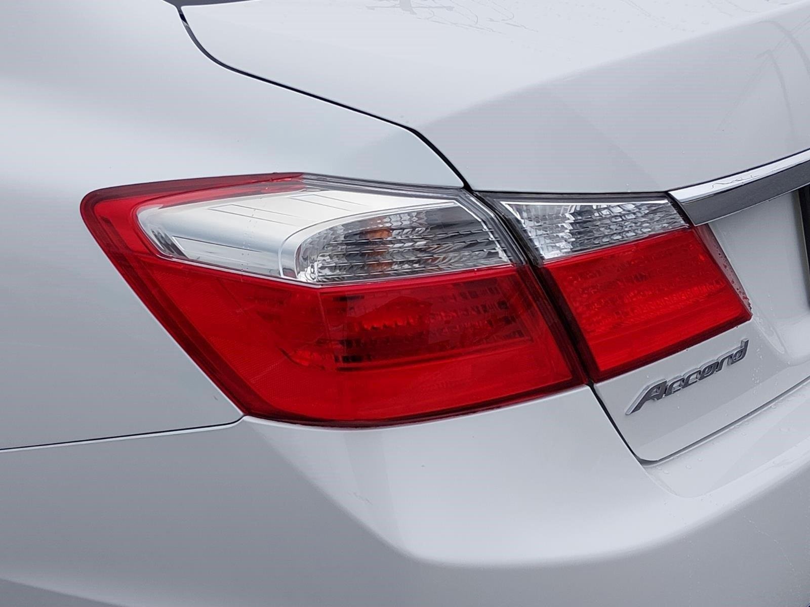 Used 2015  Honda LX image 13