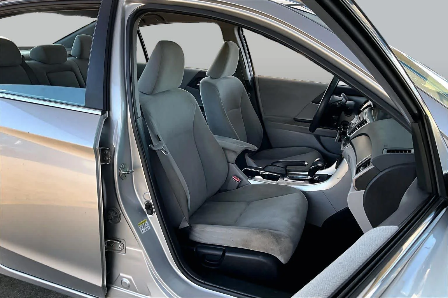 Used 2013 Alabaster Silver Metallic Honda LX image 8