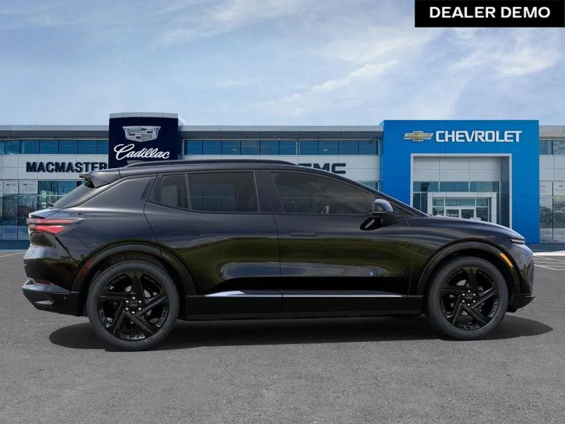 Used 2025  Chevrolet RS image 5