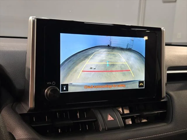 Certified Used 2025 MAGNETIC GRAY MET. Toyota  image 29