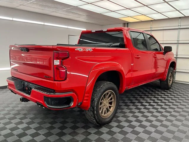 Used 2023 Red Chevrolet RST image 22
