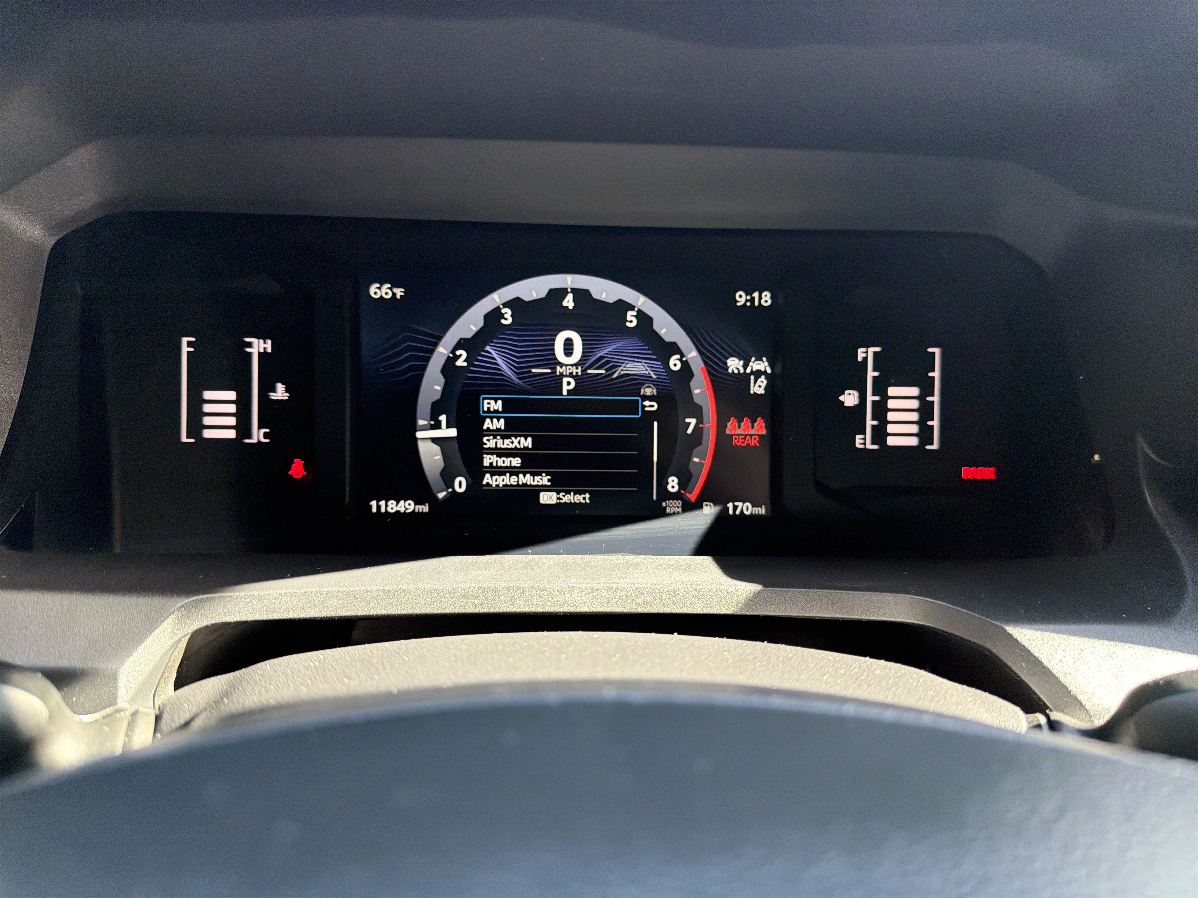 2024 Toyota Tacoma SR5 - Photo 18