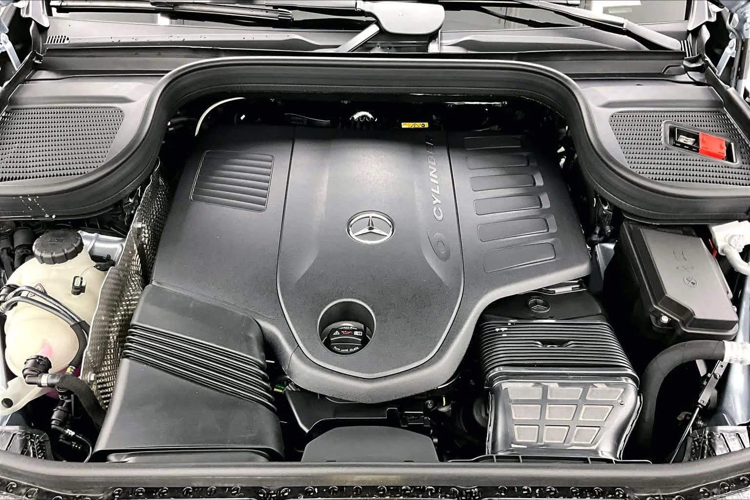 New 2026 Cirrus Silver Metallic Mercedes-Benz GLE 450 image 16