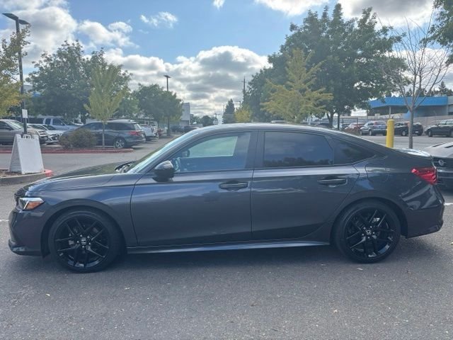Used 2022  Honda Sport image 2