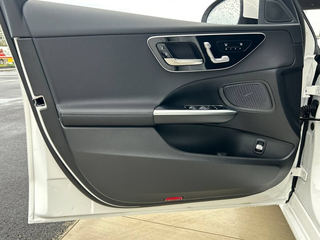 New 2026 Polar White Mercedes-Benz C 300 image 46