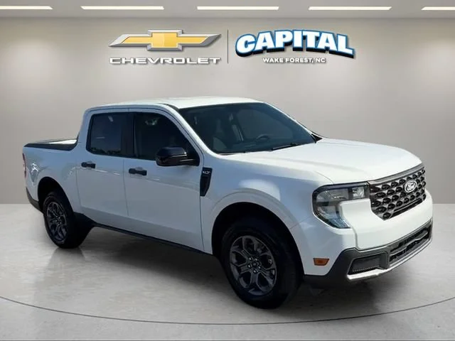 Used 2025 White Ford XLT image 8