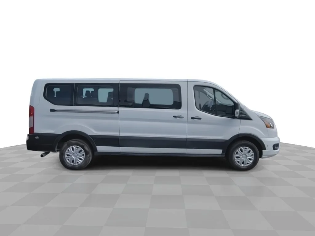 2024 Ford Transit Passenger Van XL - Photo 5