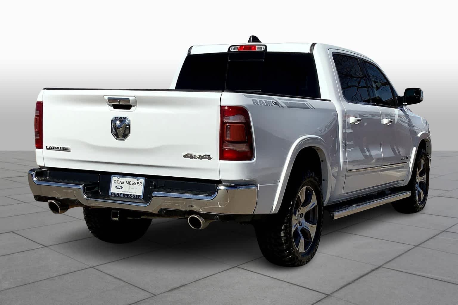 Used 2020 Bright White Clearcoat Ram Laramie image 13