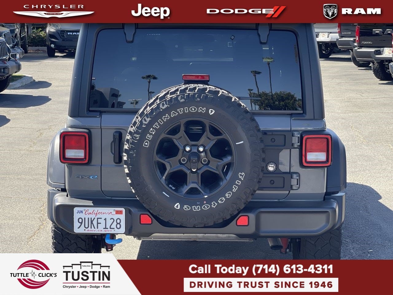 Used 2023 Sting-Gray Clearcoat Jeep 4DR 4WD image 5