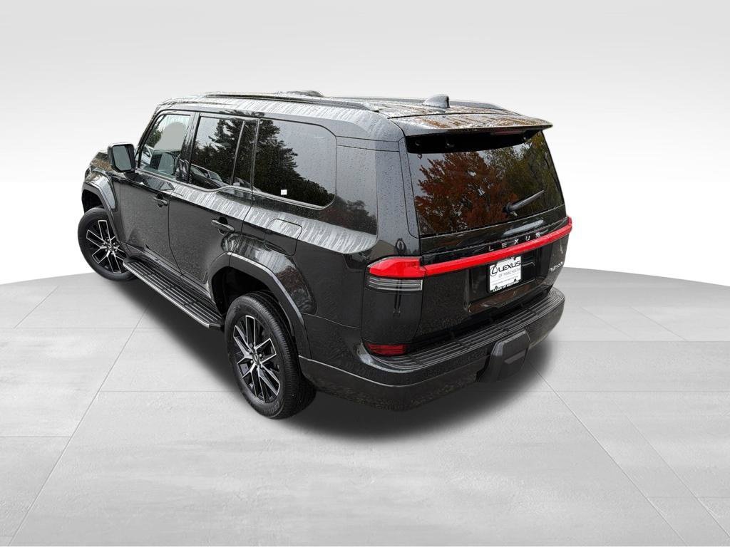 Certified Used 2025 Black Lexus 550 Premium+ image 4