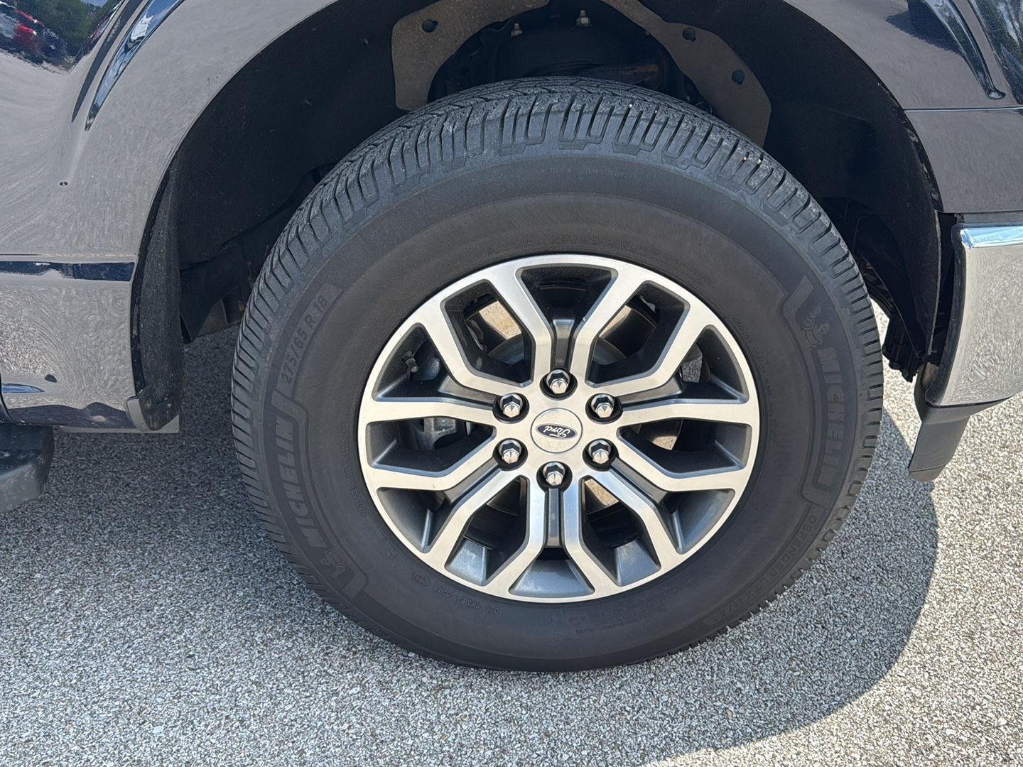 Used 2021 Antimatter Blue Ford LARIAT image 15
