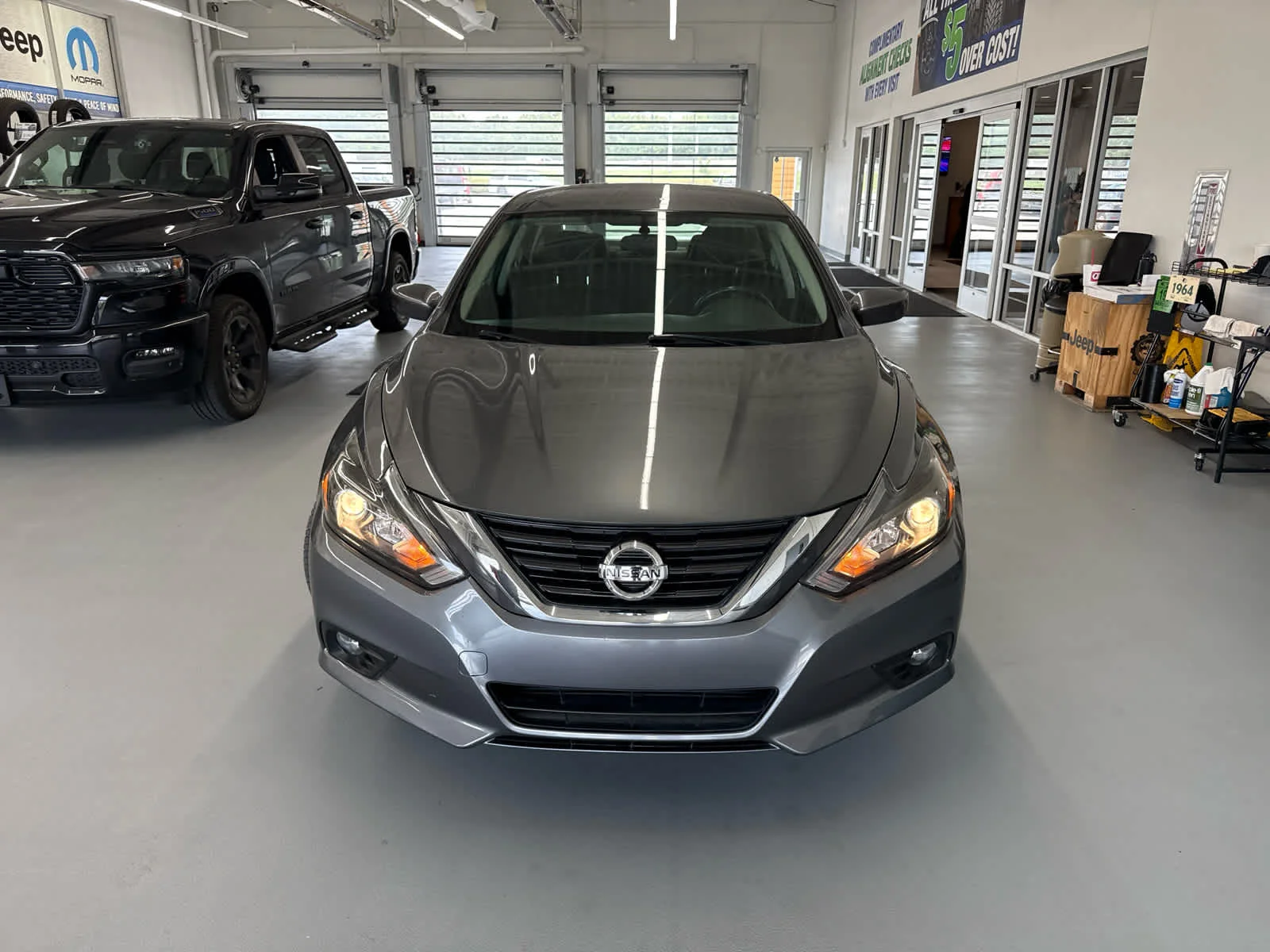 Used 2016 Nissan Altima SR with VIN 1N4AL3AP5GN390587 for sale in Kansas City