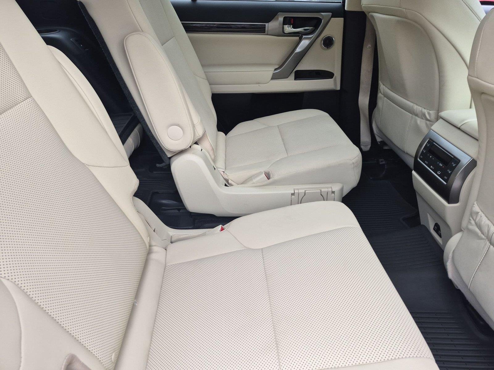 Used 2022 Black Onyx Lexus GX 460 Premium image 36