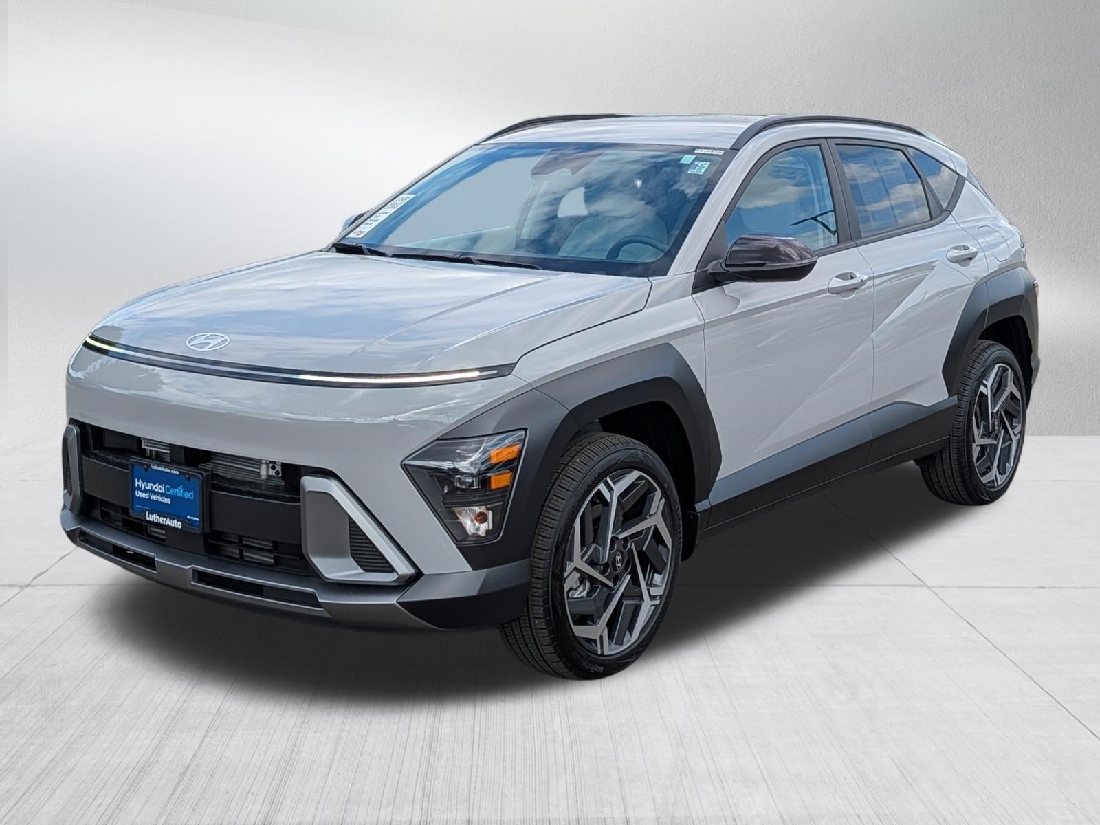 Certified Used 2026 Cyber Gray Metallic Hyundai SEL Premium image 3