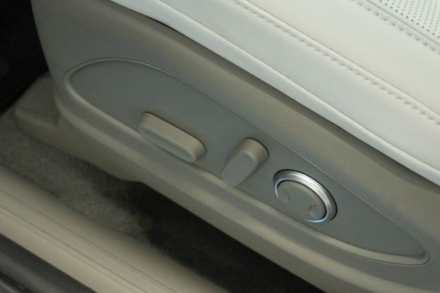 Certified Used 2026 White Hyundai SEL Convenience image 5