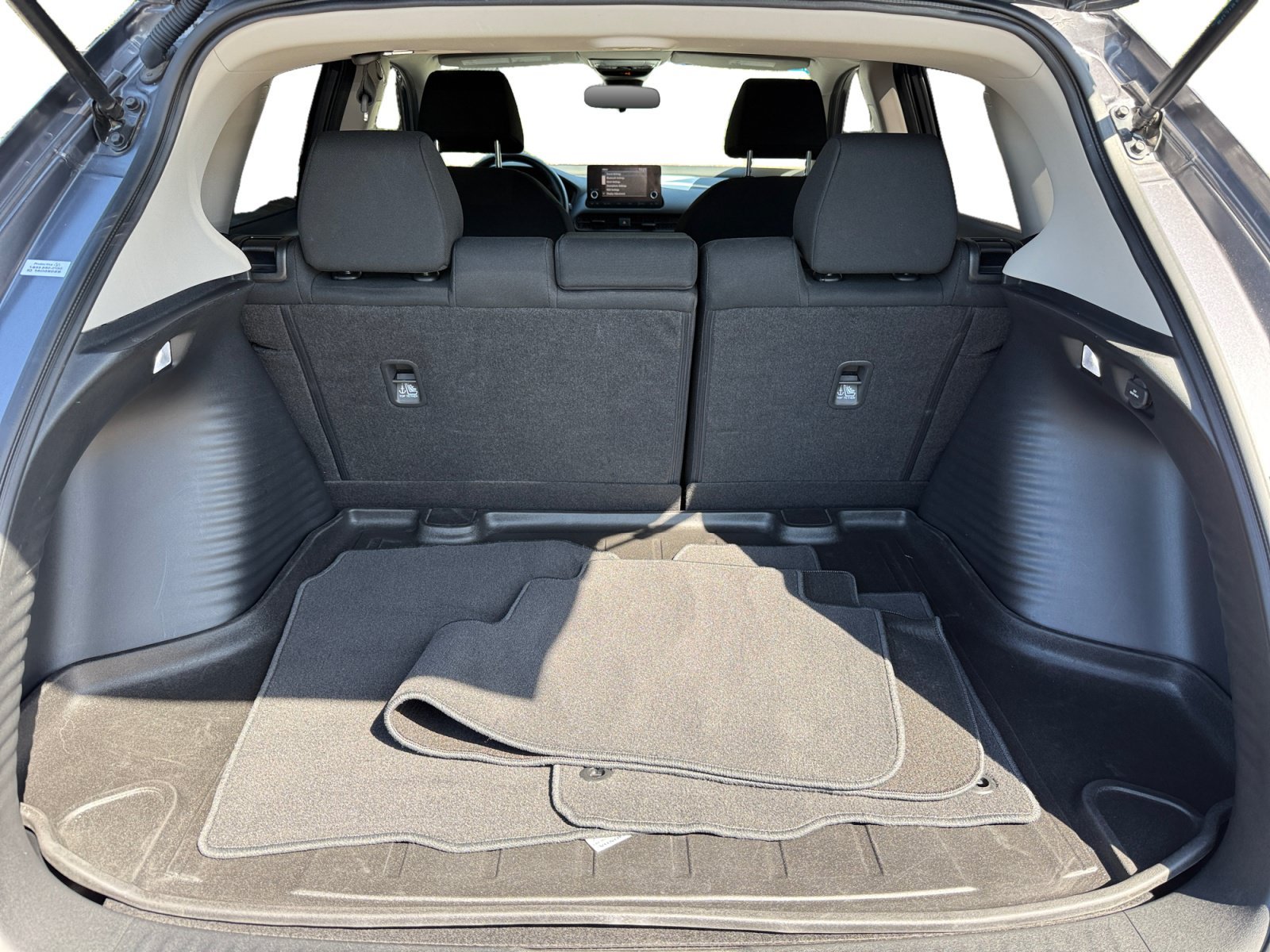 Used 2024 Modern Steel Metallic Honda LX image 17
