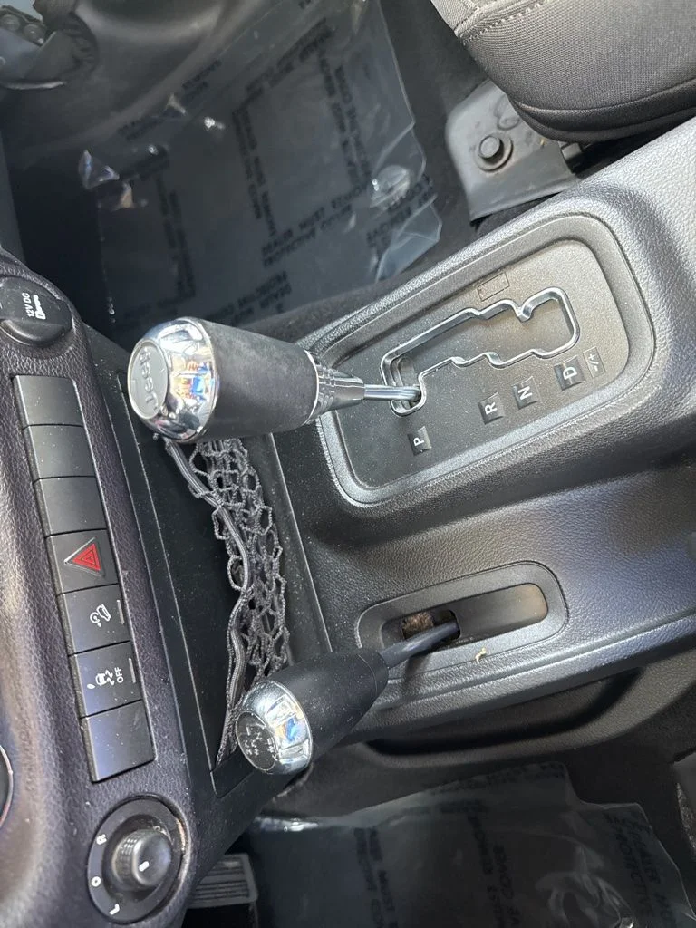 Used 2014 Gray Jeep Unlimited Sport image 15
