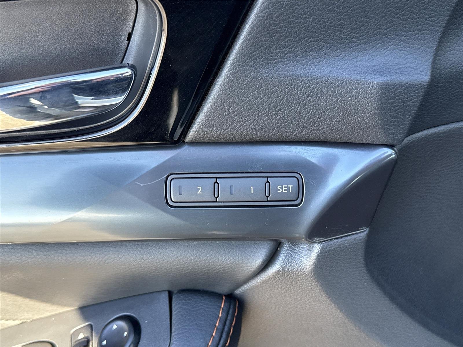 2023 Nissan Maxima SR - Photo 17