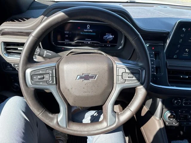 Used 2024 White Chevrolet Z71 image 9